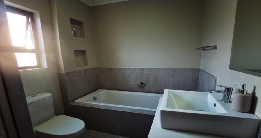 4 Bedroom Property for Sale in Pecanwood Estate North West